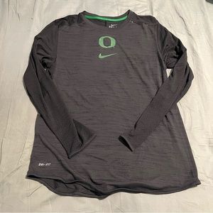 Men’s Nike Oregon University Ducks Long Sleeve Shirt